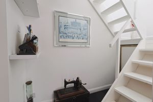 Photo 18- click for photo gallery